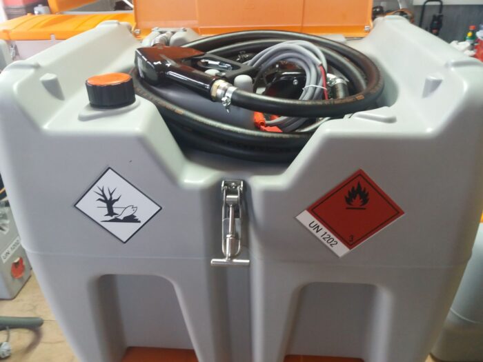 mobilna nadrz 210 s 12v cerpadlom