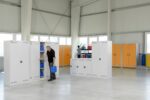 11011-skrina-s-posuvnymi-dverami-hazmat